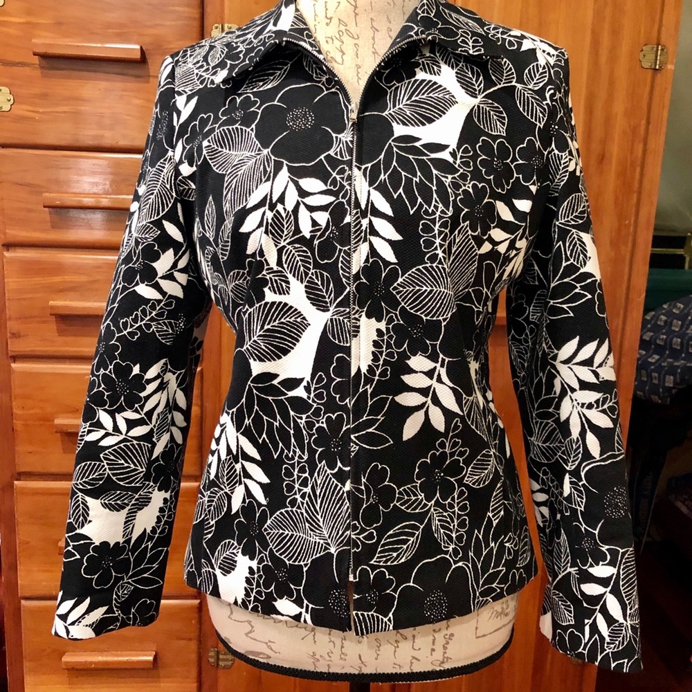 Black n’ White botanical jacket